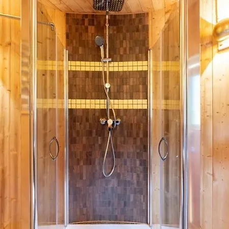 Σαλέ Vitaspa - Whirlpool & Sauna Privatspa
