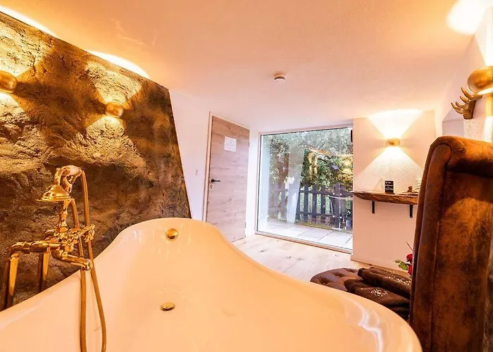 Vitaspa - Whirlpool & Sauna Privatspa 佩格尼茨